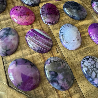 Oval Dark Pink Dragons Vein Agate Cabochon 30x40mm