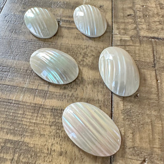 26x16mm Natural Shell Cabochon