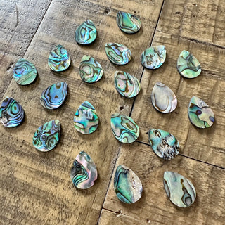 18x13mm Abalone Shell Teardrop Cabochon