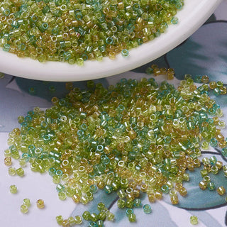 DB0983 - Sparkling Lined Lemon Lime Mix - Miyuki Delica 11/0