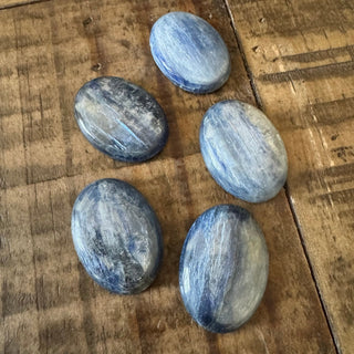 18x25mm Oval Kyanite Cabochon