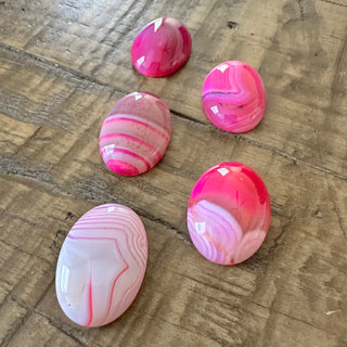 25x18mm Violet Red Banded Agate Oval Cabochon