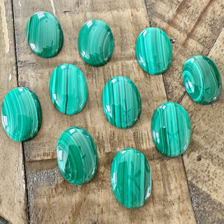 25x18mm Grade A Malachite Cabochon