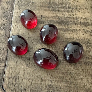16x12mm Grade AAA Garnet Oval Cabochon